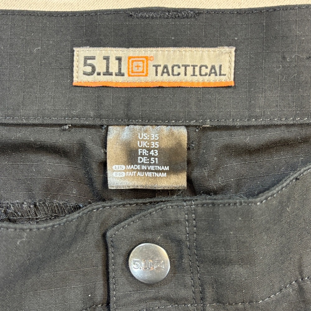 5.11 Stryke 11" Short Men 35 Black Tactical Cargo 12-Pocket Ripstop Utility NWOT - Picture 3 of 12